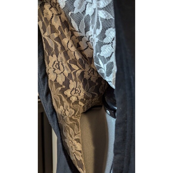 Mountain Mamas Black zip front lace hood sweatshirt SZ M‎ Feminine Whimsigoth - Picture 3 of 7